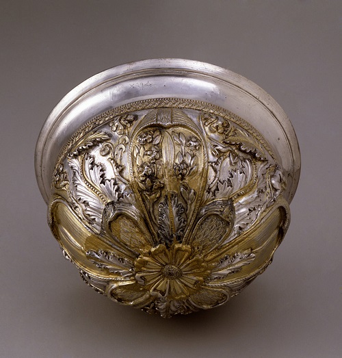 Gilded Hellenistic Cup from 200 BCE