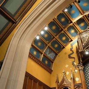 How to Choose a Liturgical Consultant for a Church Beautification Committee